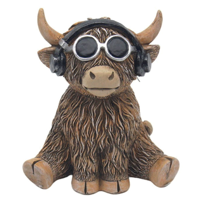 Highland Cow, Sitting Moo-sic DJ