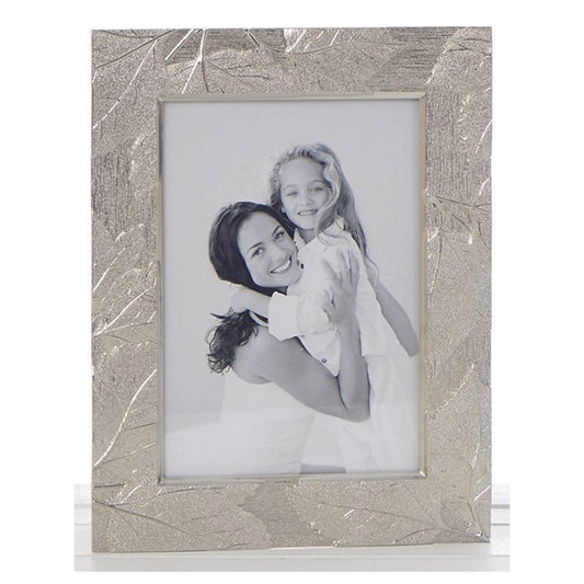 Photo Frame.  Silver Rectangle Delicate Leaf