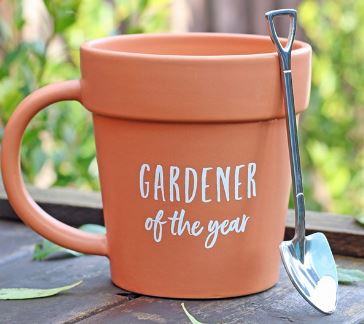 Boxed Mug Gardener of the year with shovel shaped spoon