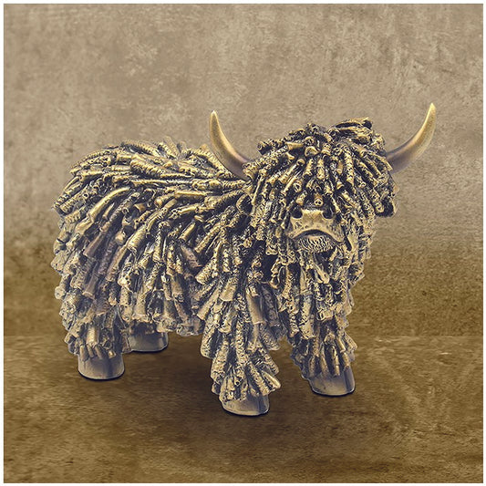 Gold coloured shaggy Highland Cow, small