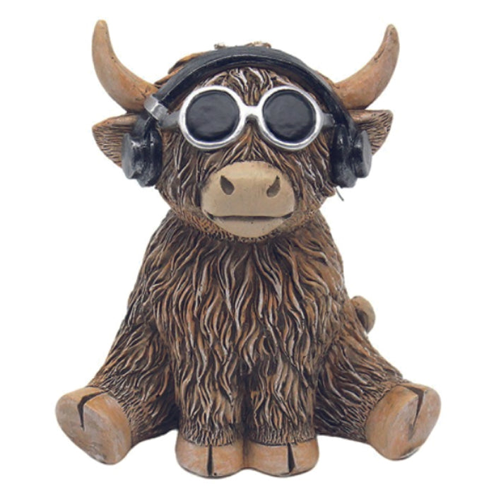 Highland Cow, Sitting Moo-sic DJ