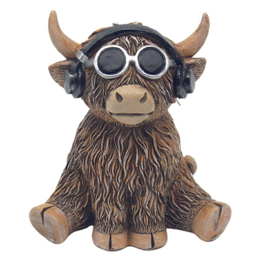 Highland Cow, Sitting Moo-sic DJ