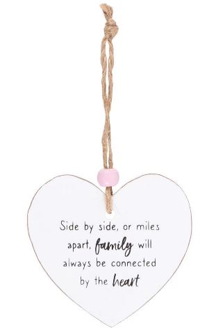 Hanging wooden heart - Side by side or miles apart
